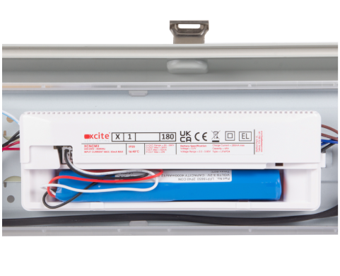 xcite xcncm3 fit battery close